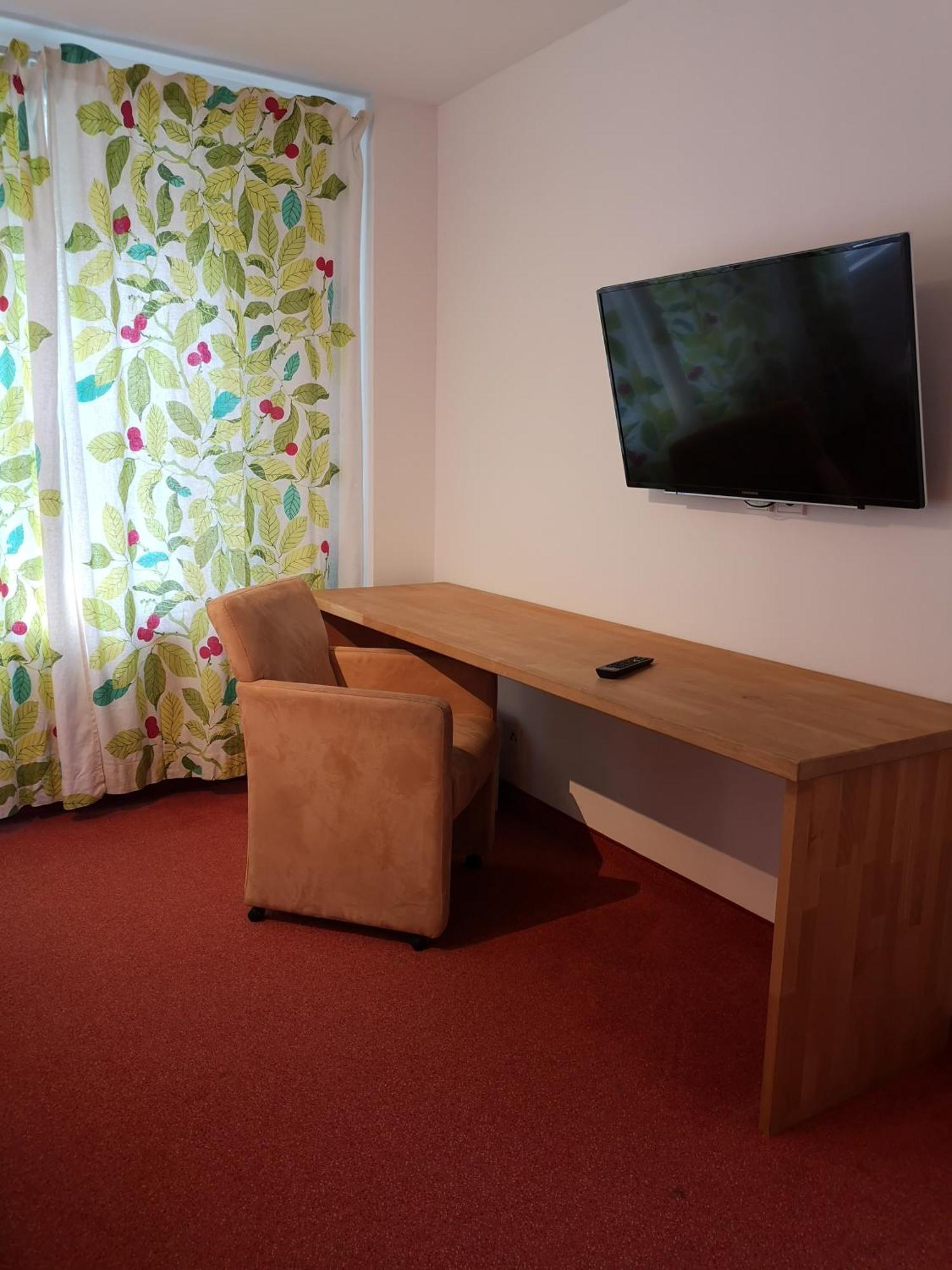 Bms Balance - Natur, Entspannung, King Size Bett, Free Parking, Top Lage, Netflix Wolfsburg Luaran gambar